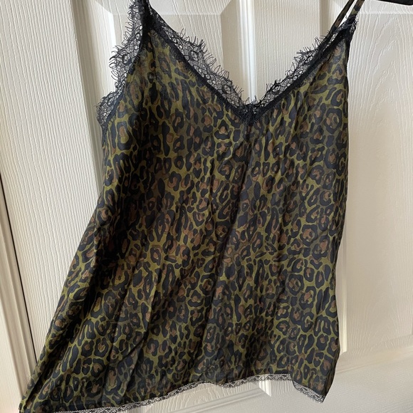 NWOT never worn tank - Picture 3 of 3